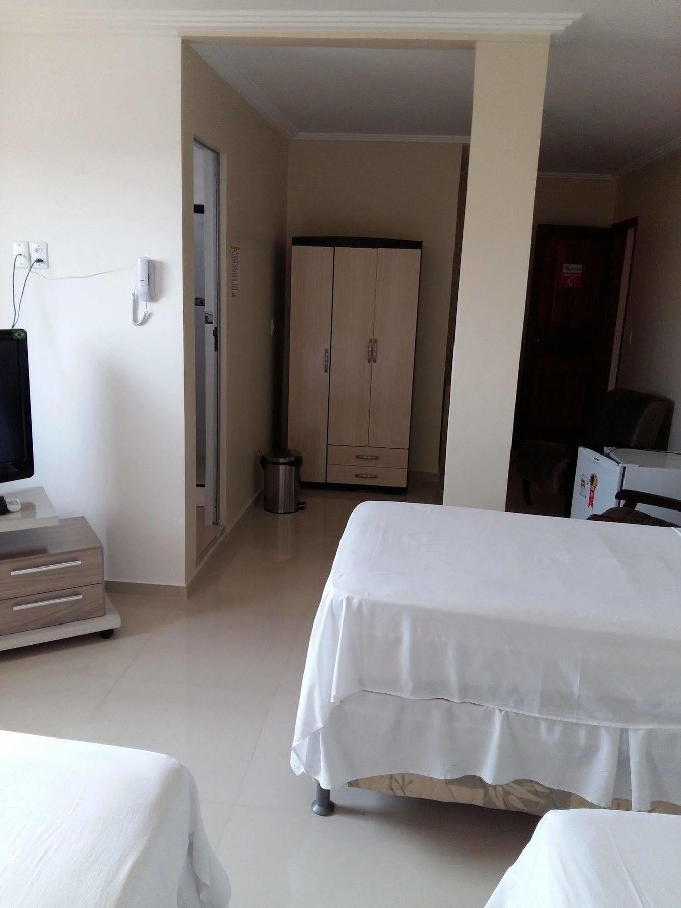 Raludi Hotel Barcarena Eksteriør billede
